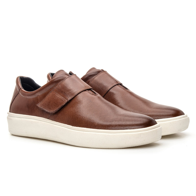 TENIS CASUAL 5002 WHISKY